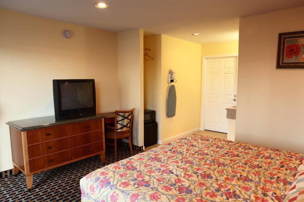 Bay Breeze Inn Oakland Extérieur photo