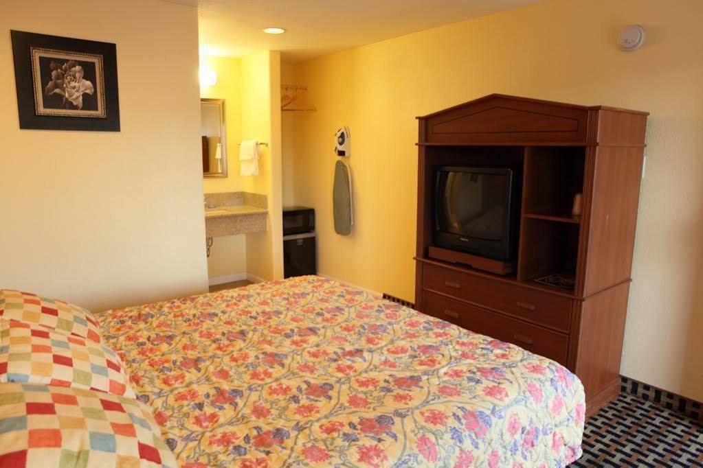 Bay Breeze Inn Oakland Extérieur photo